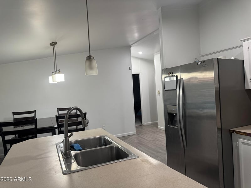 117 E Villa Theresa Dr, Phoenix, AZ 85022