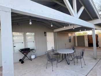 117 Villa Theresa Dr, Phoenix, AZ 85022