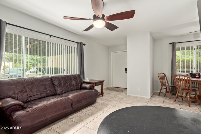 117 10th St, Tempe, AZ 85281