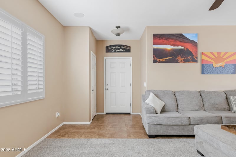 117 Reeves Ave, San Tan Valley, AZ 85140