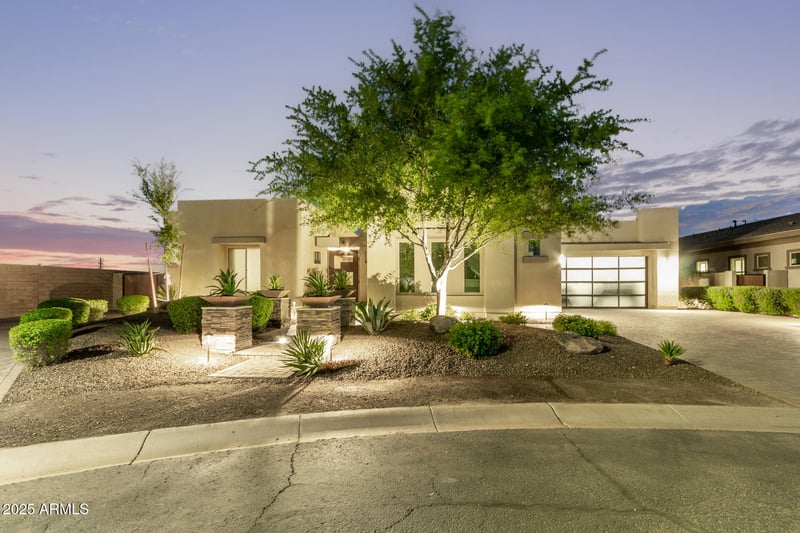 11707 Dove Wing Way, Peoria, AZ 85383