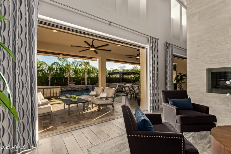 11707 Dove Wing Way, Peoria, AZ 85383