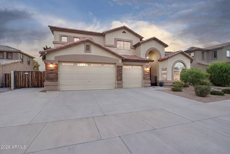 11708 142nd Dr, Surprise, AZ 85379
