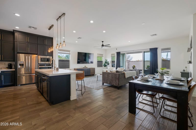 11709 Luckenbach St, Surprise, AZ 85388