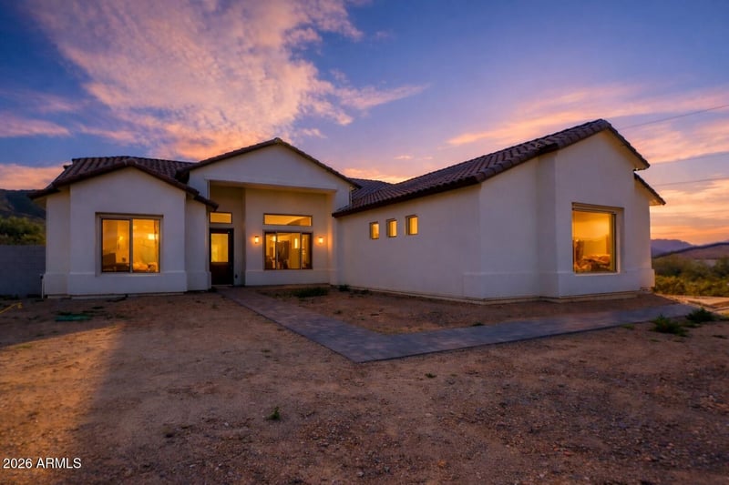 11715 S 39th Ave, Laveen, AZ 85339