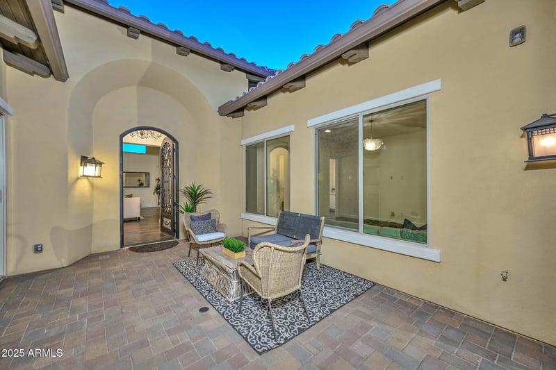 11719 W Dove Wing Way, Peoria, AZ 85383