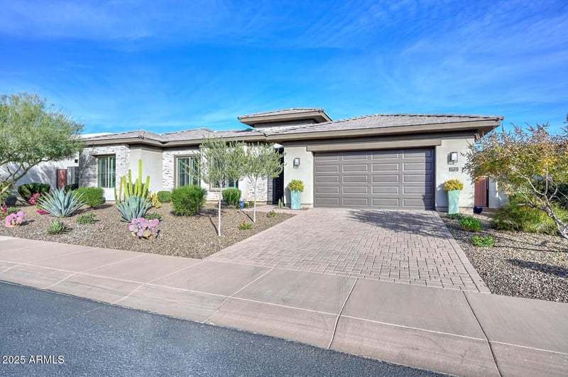11722 W Creosote Dr, Peoria, AZ 85383