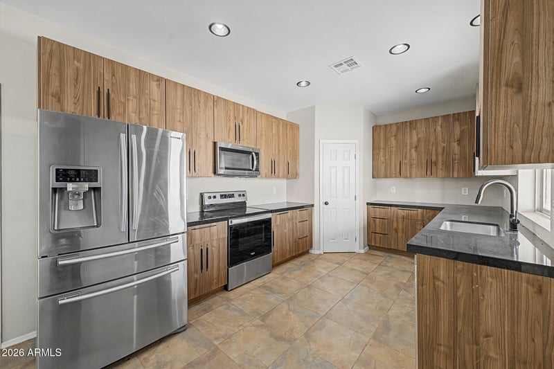 11725 S 205th Ln, Buckeye, AZ 85326