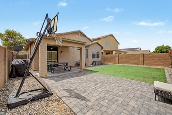 11728 Robin Ct, Sun City, AZ 85373