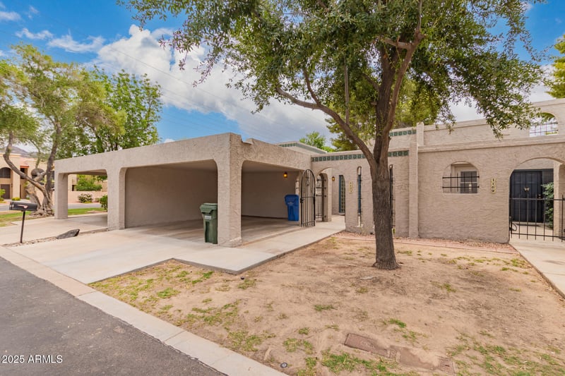 1173 Cochise Dr, Phoenix, AZ 85020