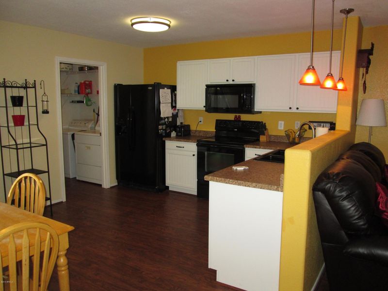 1173 E Silversmith Trl, San Tan Valley, AZ 85143