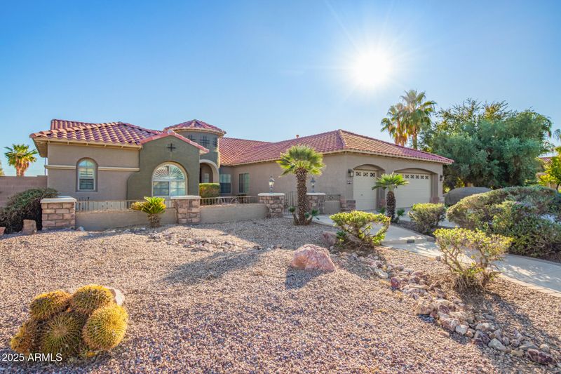 11733 E Starflower Dr E, Chandler, AZ 85249