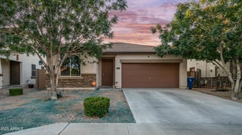 11742 Chase Ln, Avondale, AZ 85323
