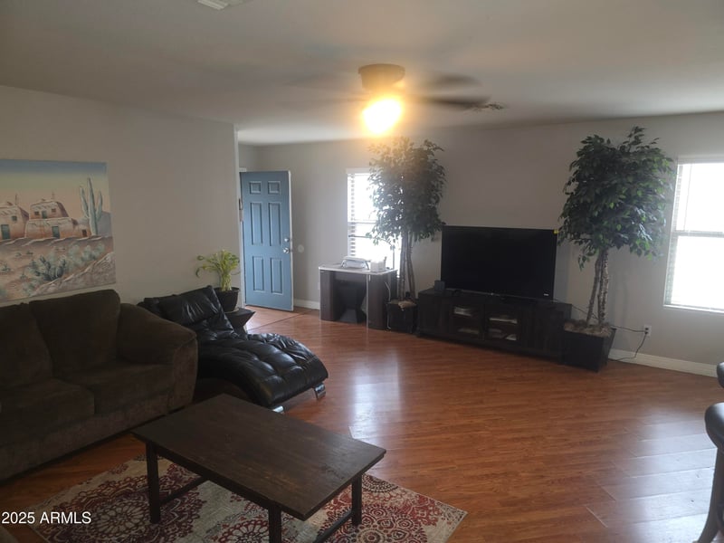 11770 Aster Dr, El Mirage, AZ 85335