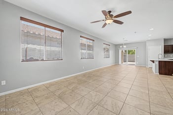 11773 W Chase Ln, Avondale, AZ 85323