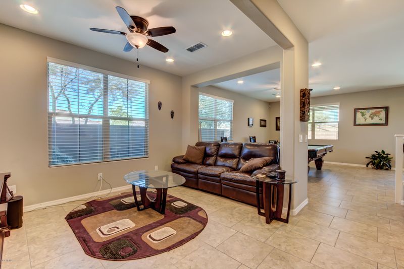 118 E Chelsea Ln, Gilbert, AZ 85295