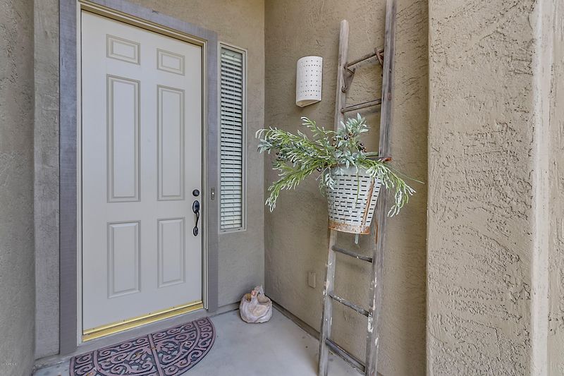118 E Macaw Ct, San Tan Valley, AZ 85143