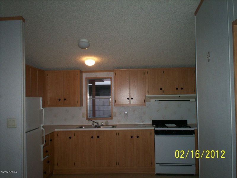 118 E Villa Theresa Dr, Phoenix, AZ 85022