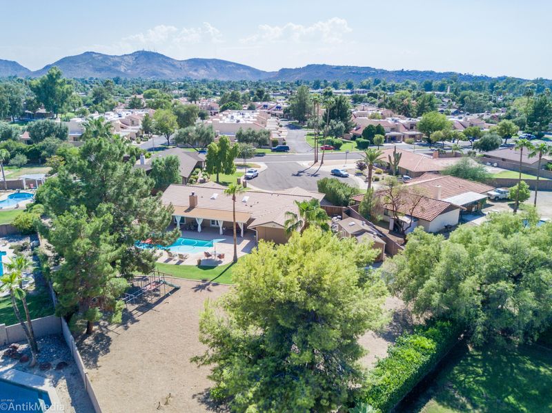 118 E Waltann Ln, Phoenix, AZ 85022