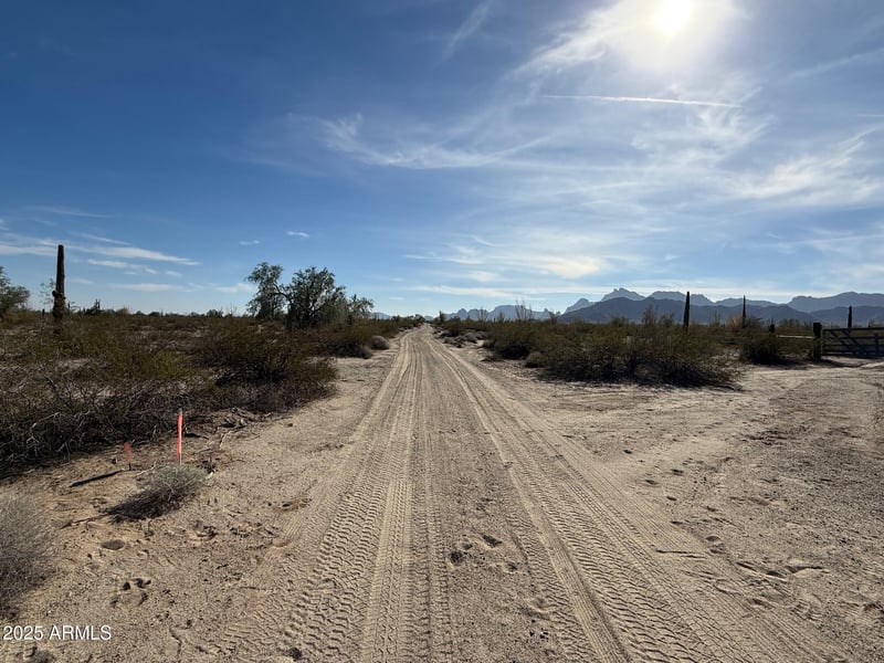 1180 557th Ave #-, Tonopah, AZ 85354