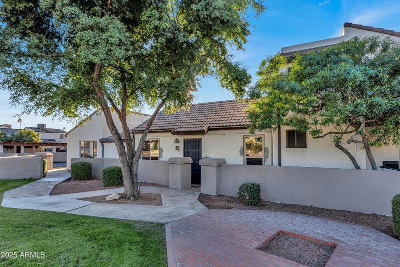 1180 Belmont Ave, Phoenix, AZ 85020