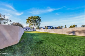 1180 Belmont Ave, Phoenix, AZ 85020