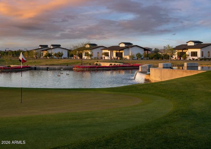 11800 N Greenwich Blvd #102, Surprise, AZ 85388