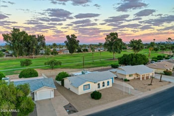 11801 N Hacienda Dr, Sun City, AZ 85351