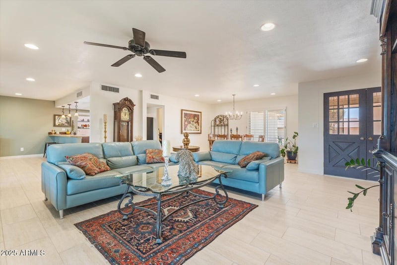 11802 Half Moon Dr, Phoenix, AZ 85044