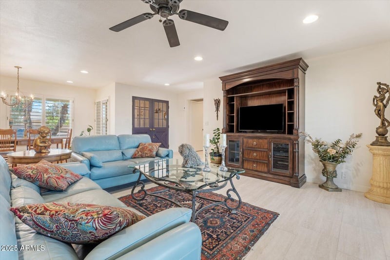 11802 Half Moon Dr, Phoenix, AZ 85044