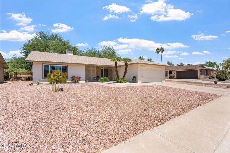 11802 Half Moon Dr, Phoenix, AZ 85044