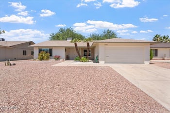 11802 Half Moon Dr, Phoenix, AZ 85044