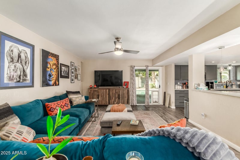 11806 30th St, Phoenix, AZ 85028