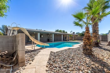 11806 30th St, Phoenix, AZ 85028