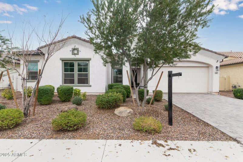 11807 Parkway Ln, Avondale, AZ 85323