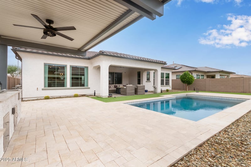 11807 Parkway Ln, Avondale, AZ 85323