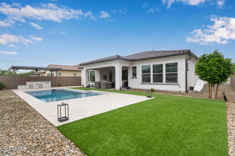 11807 Parkway Ln, Avondale, AZ 85323