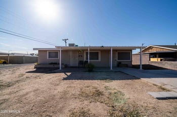 11810 113th Dr, Youngtown, AZ 85363