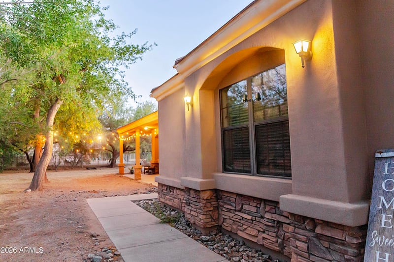 11810 43rd Ave, Laveen, AZ 85339