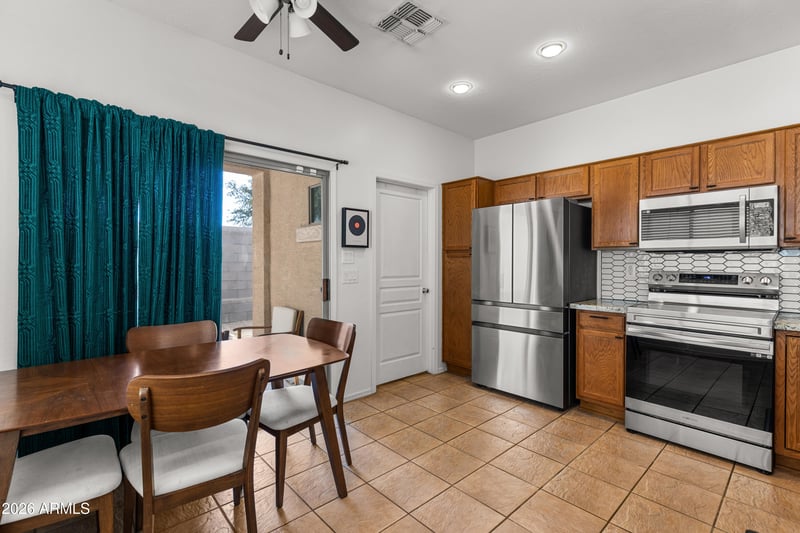 11811 N 51st Dr, Glendale, AZ 85304