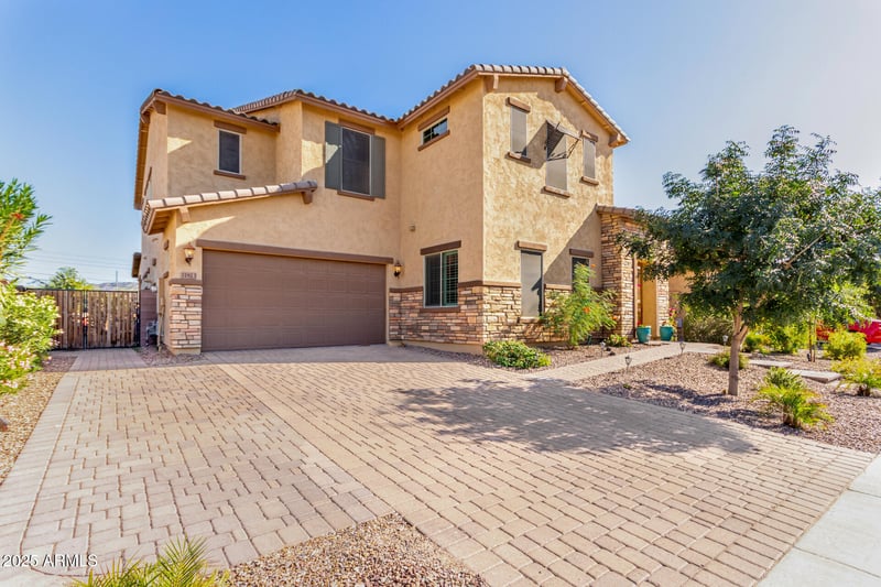 11813 51st Dr, Laveen, AZ 85339