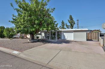 11815 112th Dr, Youngtown, AZ 85363