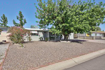 11815 112th Dr, Youngtown, AZ 85363