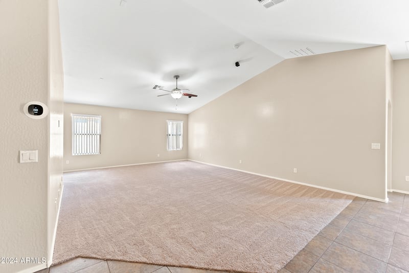 11817 Mauna Loa Ln, El Mirage, AZ 85335