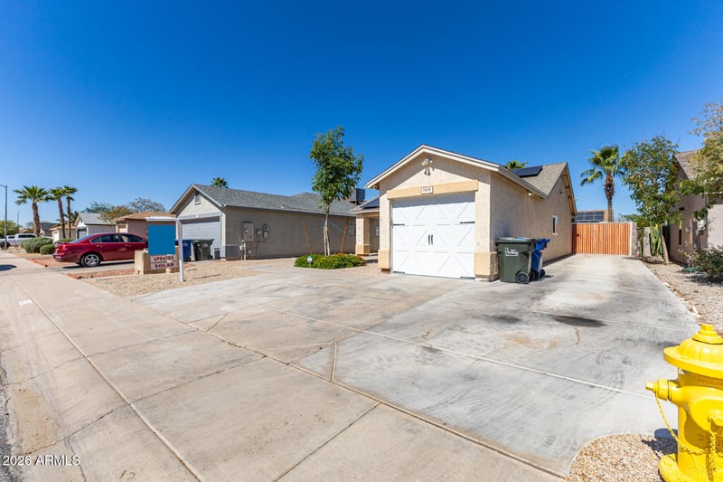 11818 Columbine Dr, El Mirage, AZ 85335