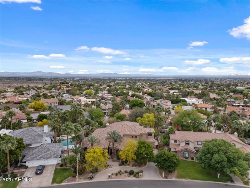 11821 S Tuzigoot Ct, Phoenix, AZ 85044