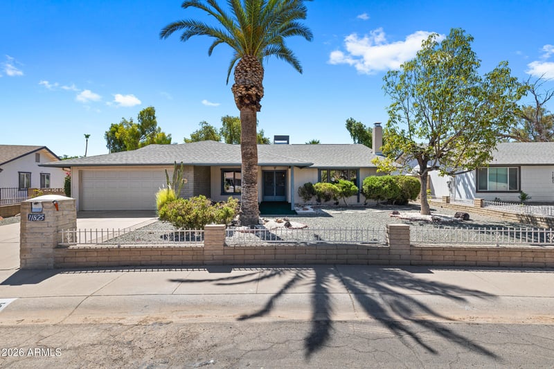 11825 S Paiute St, Phoenix, AZ 85044