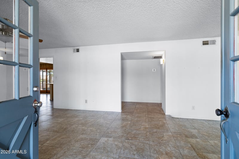 11825 S Paiute St, Phoenix, AZ 85044