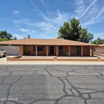 11826 82nd Dr, Peoria, AZ 85345