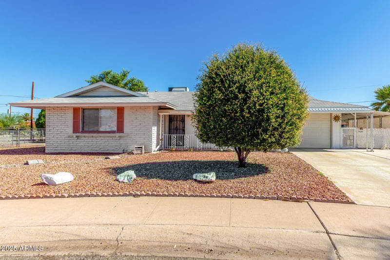11827 111th Ave, Sun City, AZ 85351